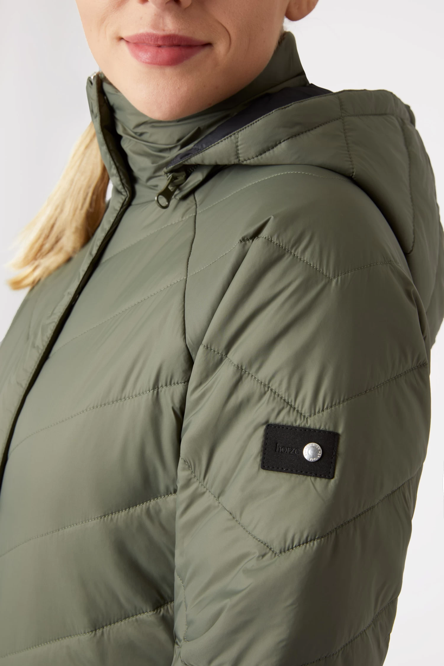 Horze Aurora Padded Parka Riding Riding Jacket with Removable Skirt